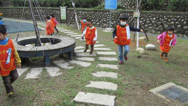 找尋泥土 (2)