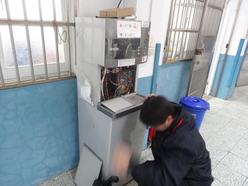 飲水機維修02