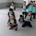 玩到激動不已(但還是有乖乖遵守上課規則)