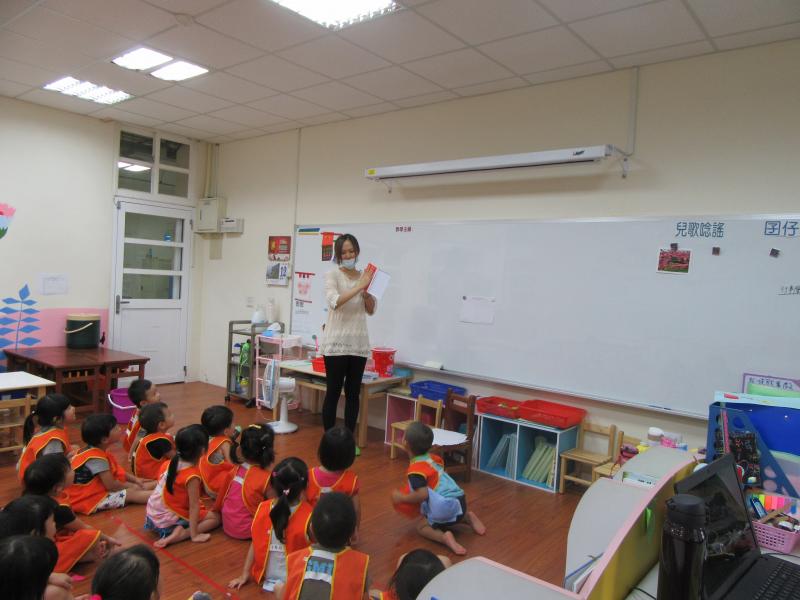 老師講解中 (2).JPG