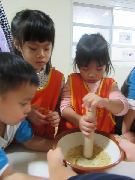 擂茶體驗 (25).JPG