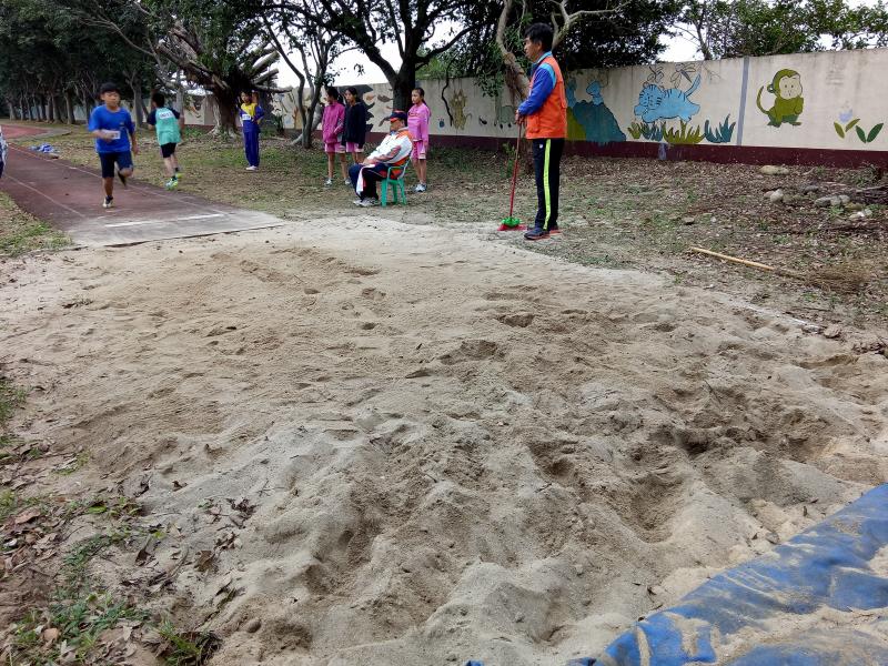 105121401 (11).jpg