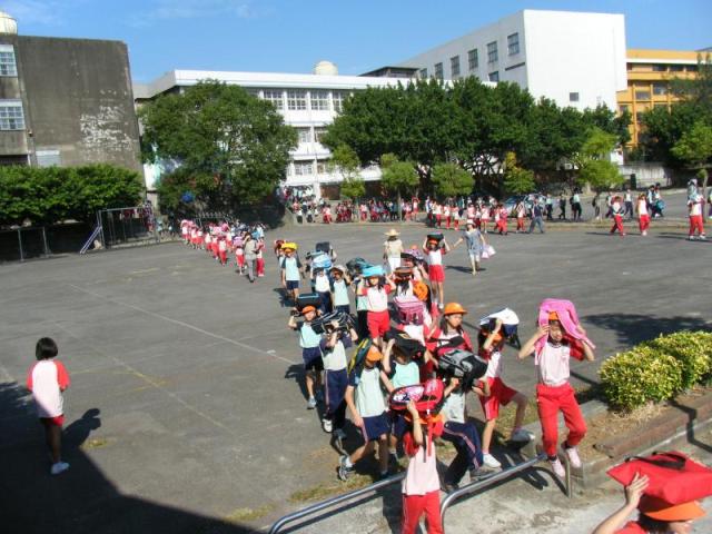 全校師生共同演練