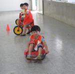 扭扭車 (2)