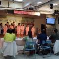上臺表演開始啦!