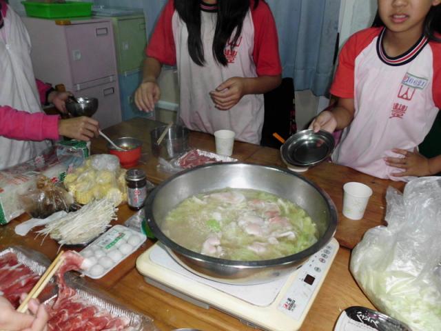 101113045.JPG
