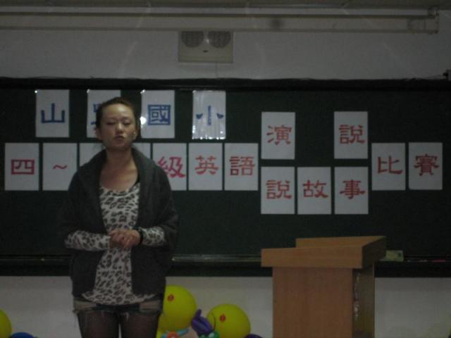 Ivy老師替參賽學生勉勵,並期許大家能更上層樓