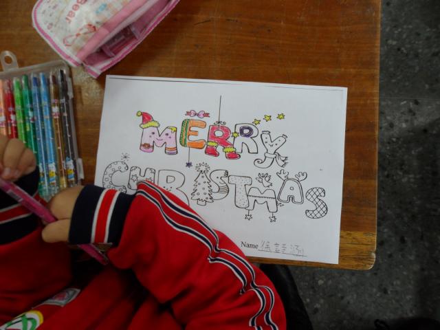 自製的Christmas著色學習單^~^