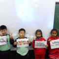 一年愛班2012"Christmas coloring"^~^