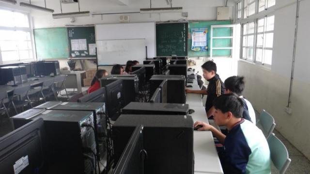 互相學習和觀摩