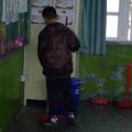 第三棟三樓認真打掃的小朋友...
