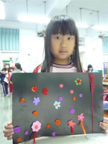 我和我的美勞作品....彩繪春天 