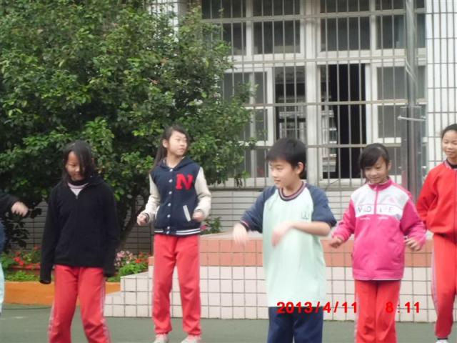 巧固球隊勁歌熱舞秀