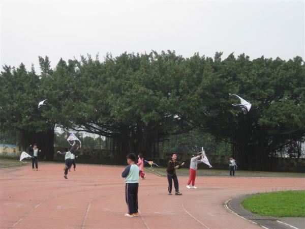 為什麼風箏都飛不高