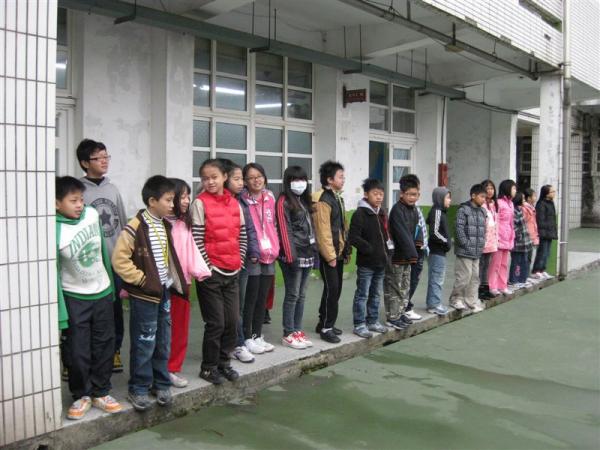 很認真的觀看