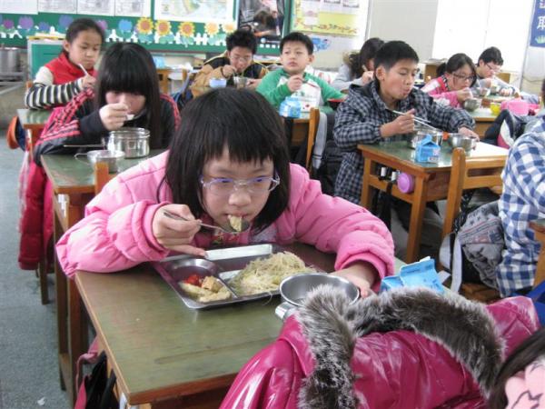 我要先吃菜