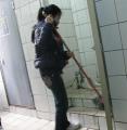 再把地板拖乾
