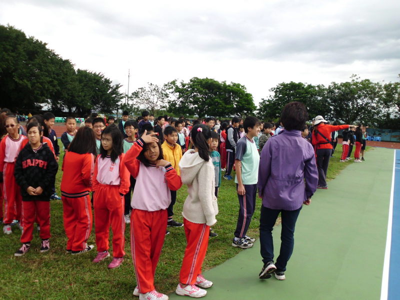 健康促進學校活動暨親子園遊會練習-趣味競賽IMG_0279.JPG