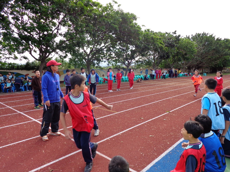 健康促進學校活動暨親子園遊會練習-六忠綜合活動-大隊接力IMG_0399.JPG