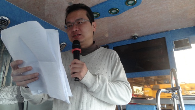 承辦楊主任向大家報告研習行程.JPG