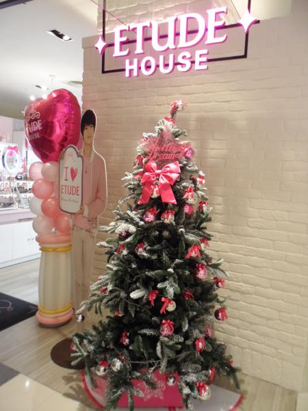 A pink Xmas tree~