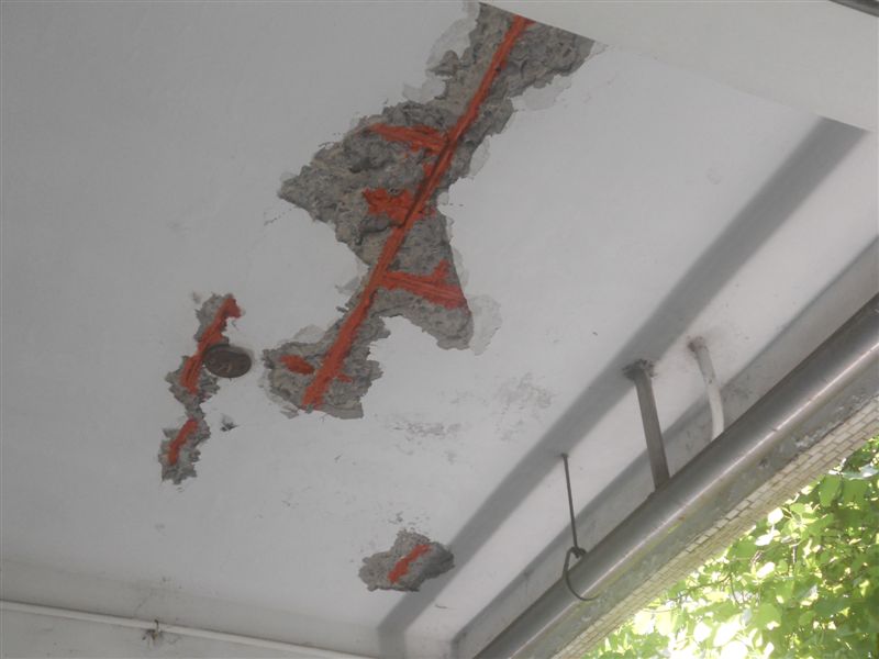天花板龜裂整修工程