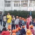 全校小朋友都反應熱烈地參與活動... 