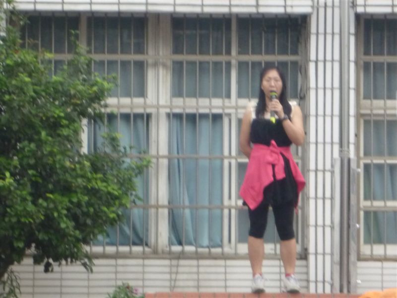 衛生老師有二點事情要宣導.....