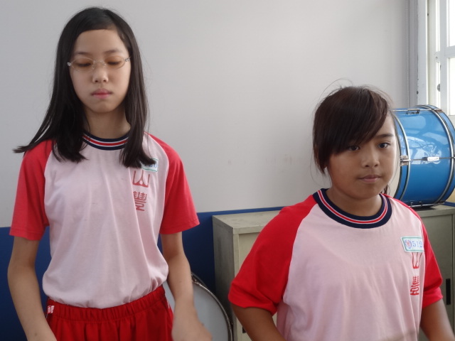 小鼓..節奏點綴..旋律..豐富