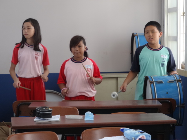 吉豪..是個快樂的大鼓手..