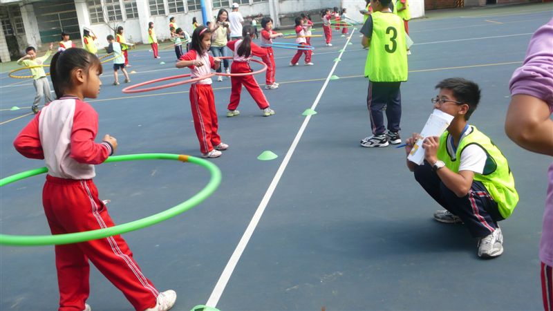 大哥哥..認真算哦！（不可恍神哦！）