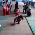 將同學分成三組