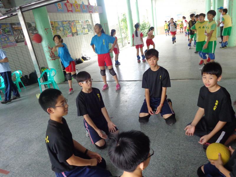 許多學校也都積極熱身中