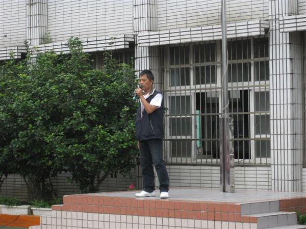 會長勉勵同學