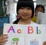 二忠:Unit 1字母律動&Aa.Bb.Cc字母小書^~^