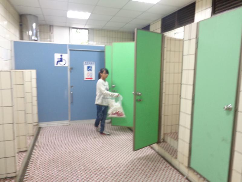 準備清垃圾