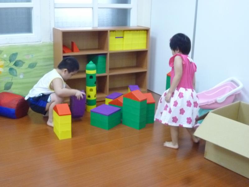 103.09.11體能室分享 (11).JPG