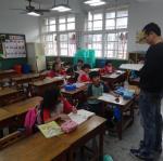 學生努力完成老師交辦作業