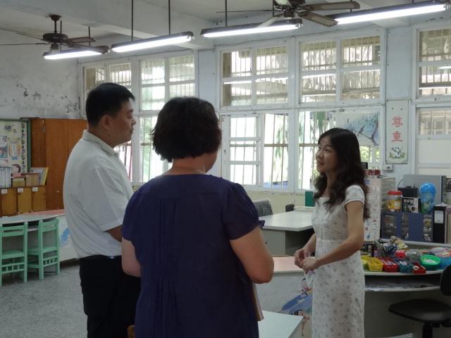 特教訪視---鄭校長、陳輔導員與霄玉老師談目前資源班狀況