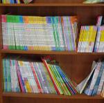回收教科書整齊放好