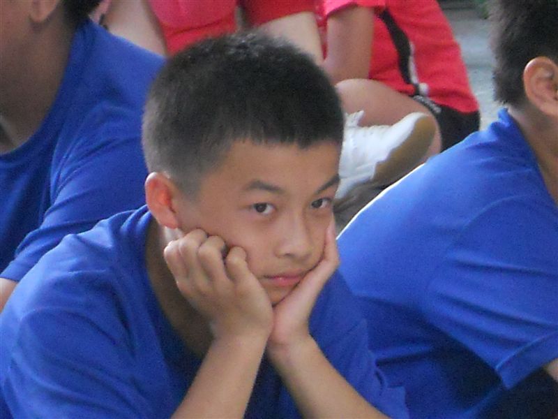 沉思中的許皓評...