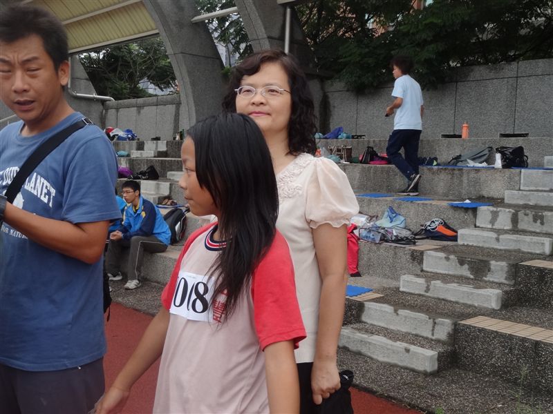 訓導主任..全程關心...
