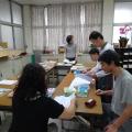 評選委員認真評選自然、鄉土、社會領域教科書
