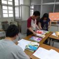 評選委員認真評選自然、鄉土、社會領域教科書
