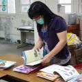 評選委員認真評選自然、鄉土、社會領域教科書