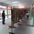 請校內教師協助建立美勞作品展示區