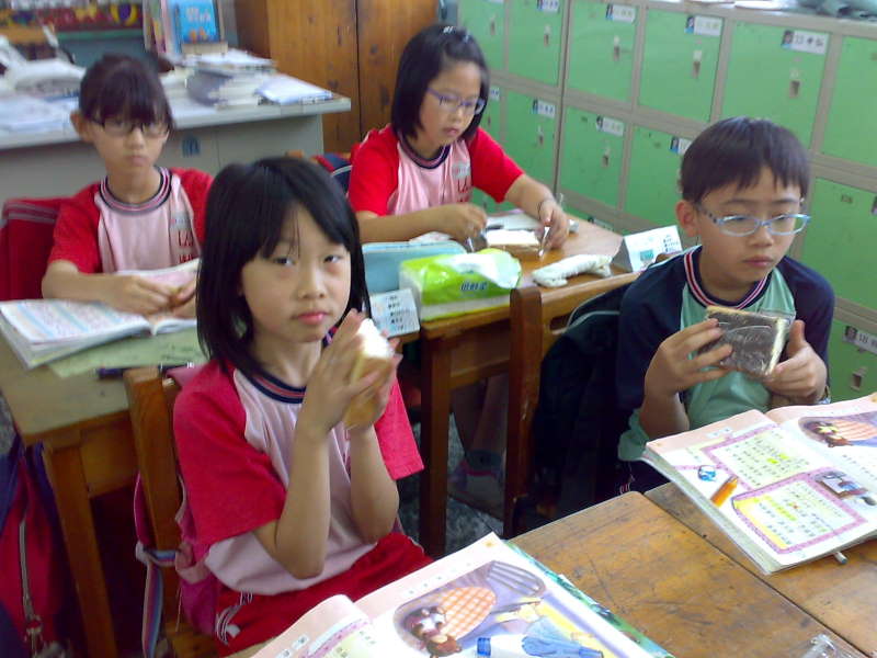 201205144717