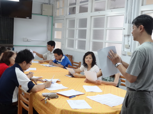 主任說明本次會議主題與討論內容