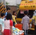 感謝回收車徐小姐....一直等待到九點才將垃圾車開走