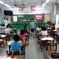 大家很認真學習喔!